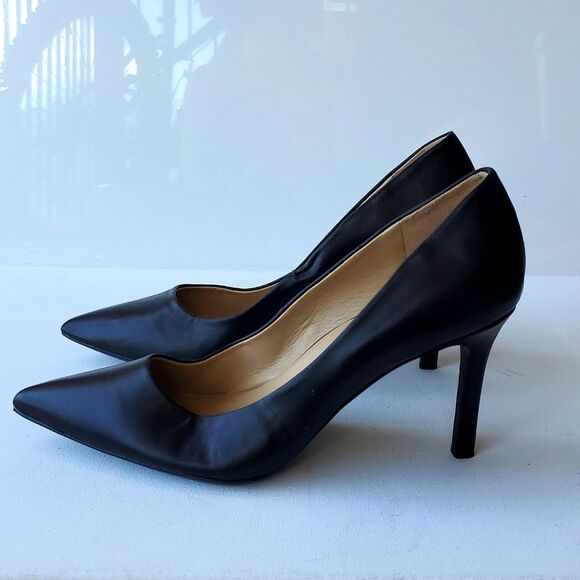 Naturalizer Anna Black Womens size 11 WIDE Pumps NWOT - Picture 1 of 7
